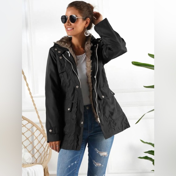 Full Size Hooded Jacket with Detachable Liner (Three-Way Wear) - Picture 8 of 12